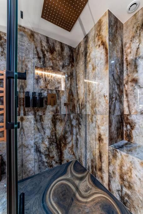 B Luxe Triplex, Cinema Near Place Des Vosges Ac Appartamento *