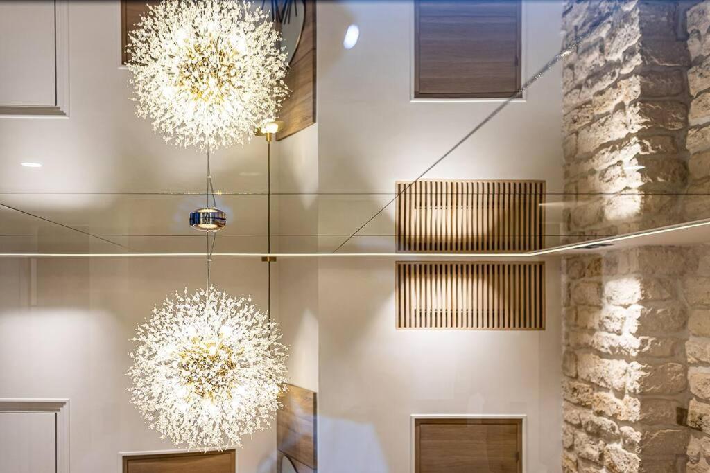 B Luxe Triplex, Cinema Near Place Des Vosges Ac Parigi