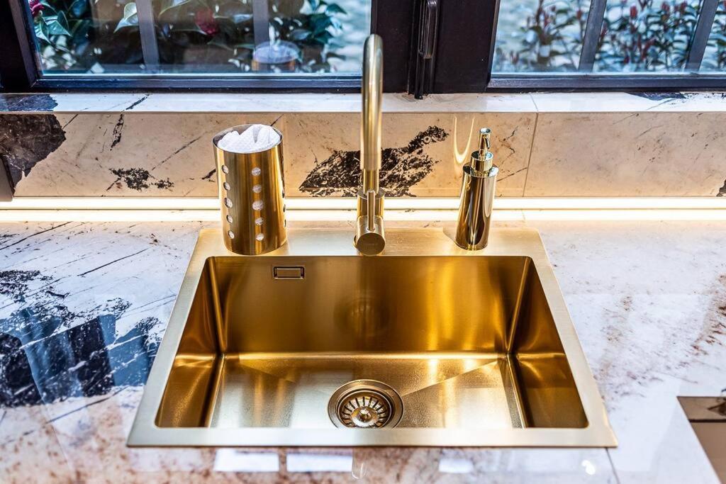 B Luxe Triplex, Cinema Near Place Des Vosges Ac * Parigi