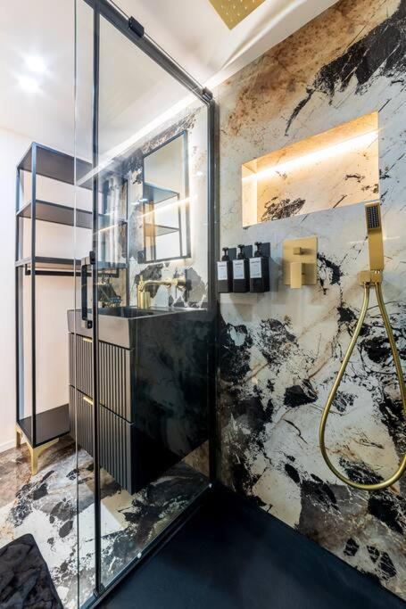 Appartamento B Luxe Triplex, Cinema Near Place Des Vosges Ac *