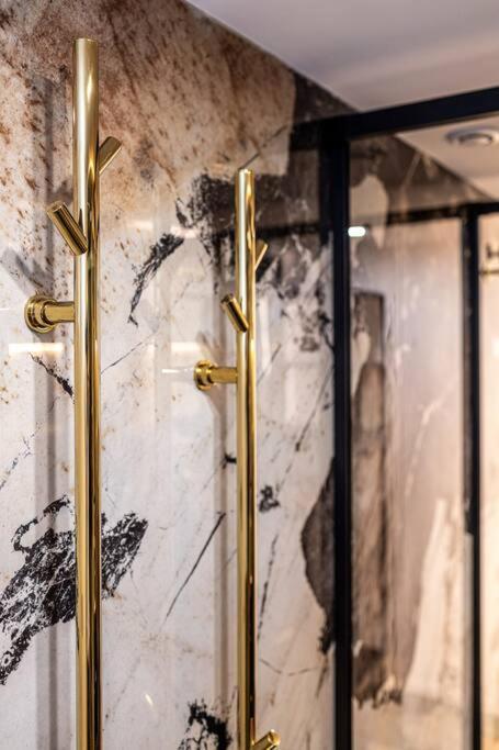 Appartamento B Luxe Triplex, Cinema Near Place Des Vosges Ac *
