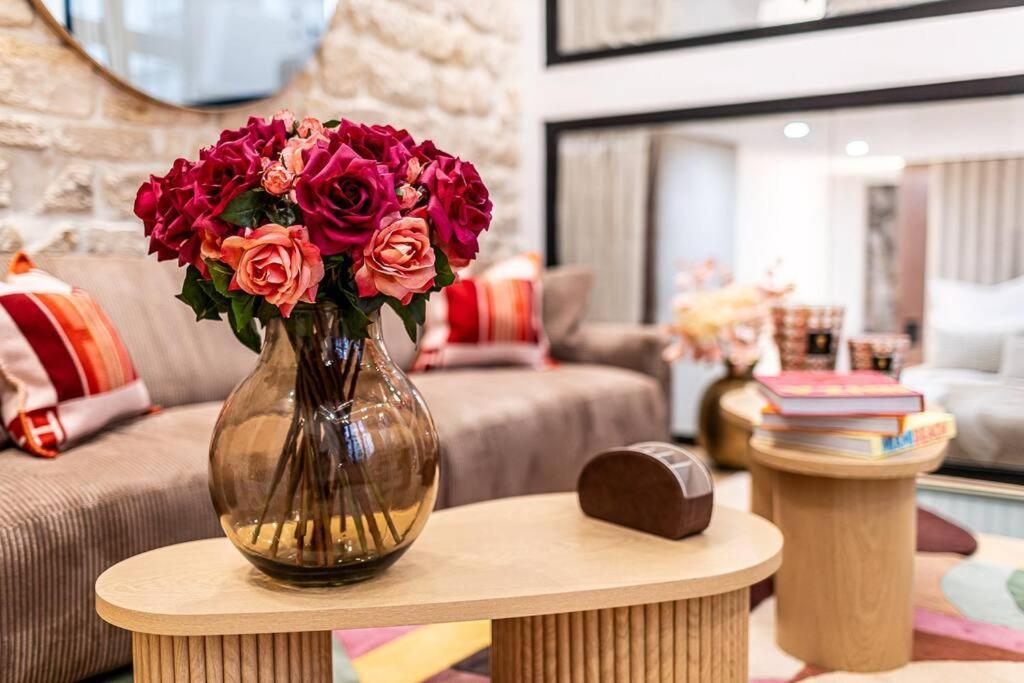 B Luxe Triplex, Cinema Near Place Des Vosges Ac Appartamento *
