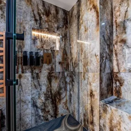 B Luxe Triplex, Cinema Near Place Des Vosges Ac Apartment *