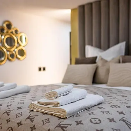 Apartment B Luxe Triplex, Cinema Near Place Des Vosges Ac *