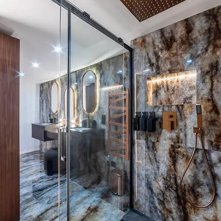 B Luxe Triplex, Cinema Near Place Des Vosges Ac Apartment Paris