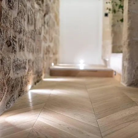 B Luxe Triplex, Cinema Near Place Des Vosges Ac Apartment *