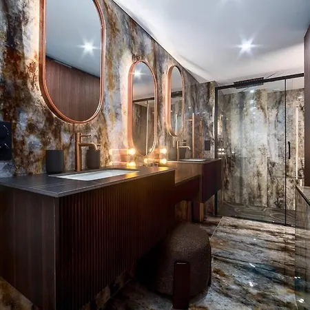 B Luxe Triplex, Cinema Near Place Des Vosges Ac Apartment
