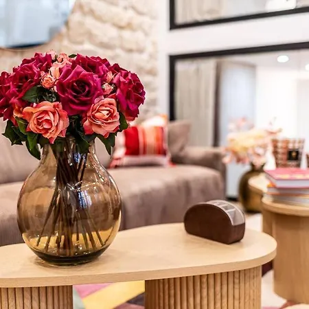 B Luxe Triplex, Cinema Near Place Des Vosges Ac Apartment *