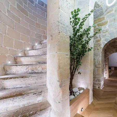 B Luxe Triplex, Cinema Near Place Des Vosges Ac Apartment